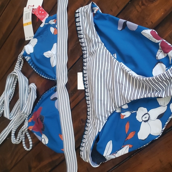 Red Carter vision reversible bikini - Picture 9 of 9